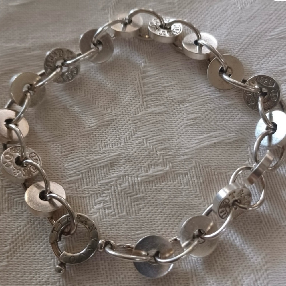 Tiffany & Co. Silver Disc Link Bracelet - Polished Silver